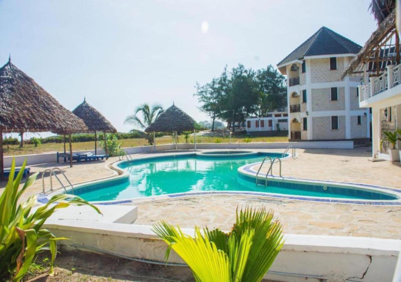 Watamu Adventist Beach Resort Exterior foto